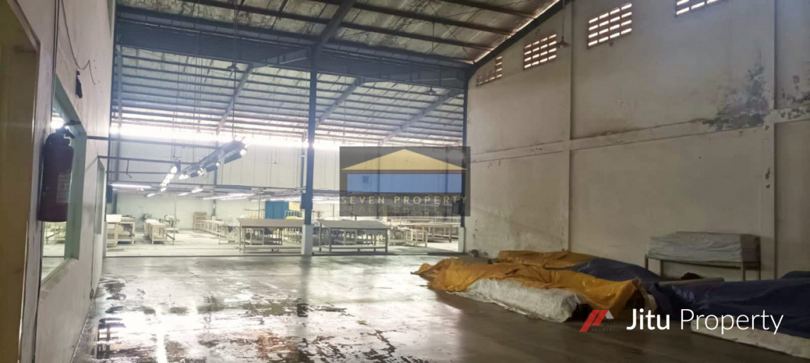 Dijual Gudang dan Kantor Bagus Siap Pakai Lokasi Strategis di Sentul