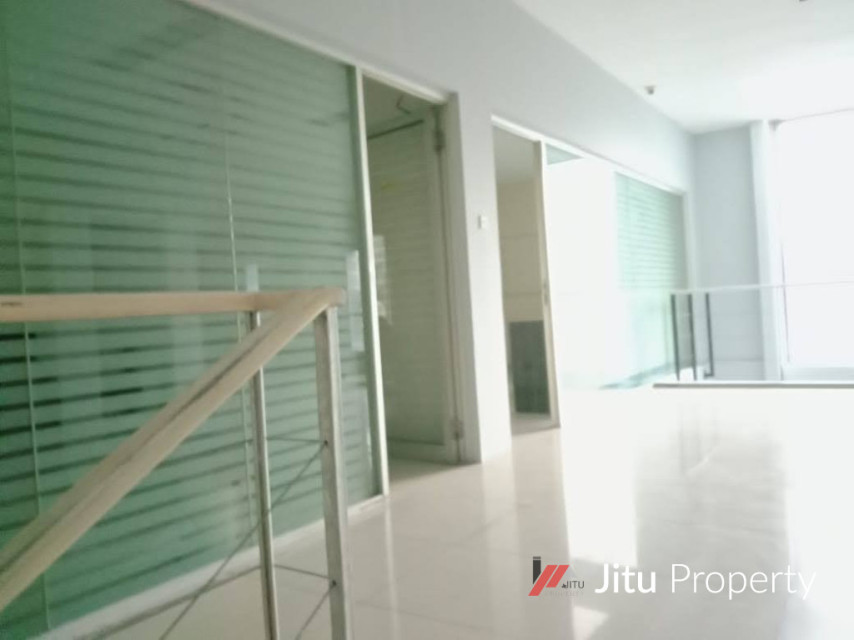 Dijual ruko bekas kantor Radio Dalam Kebayoran baru Jakarta Selatan
