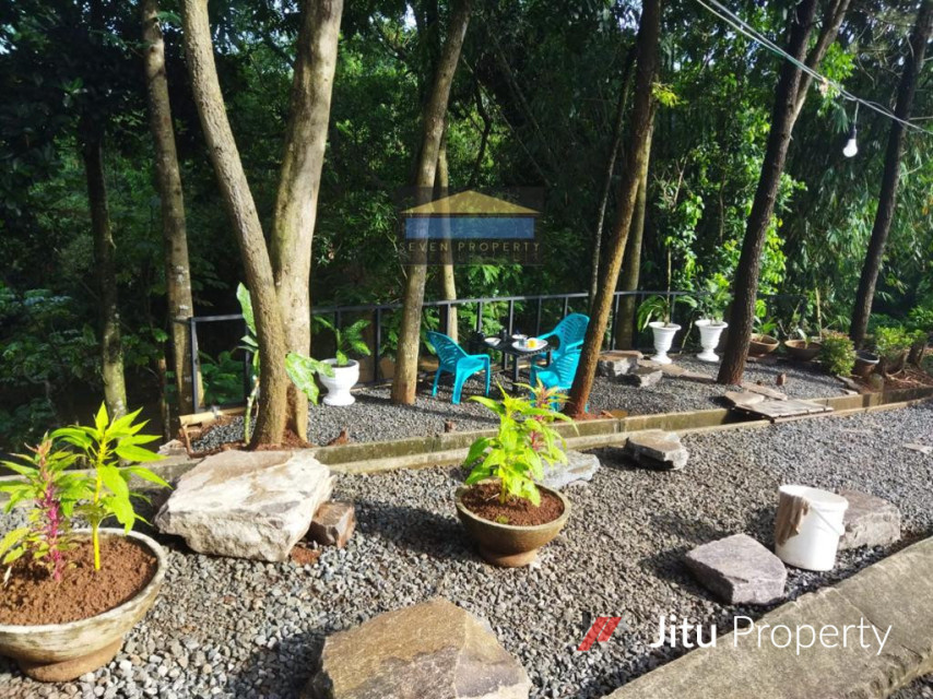 Dijual Rumah Hook Full Renovasi Semi Furnished di Bukit Golf Riverside