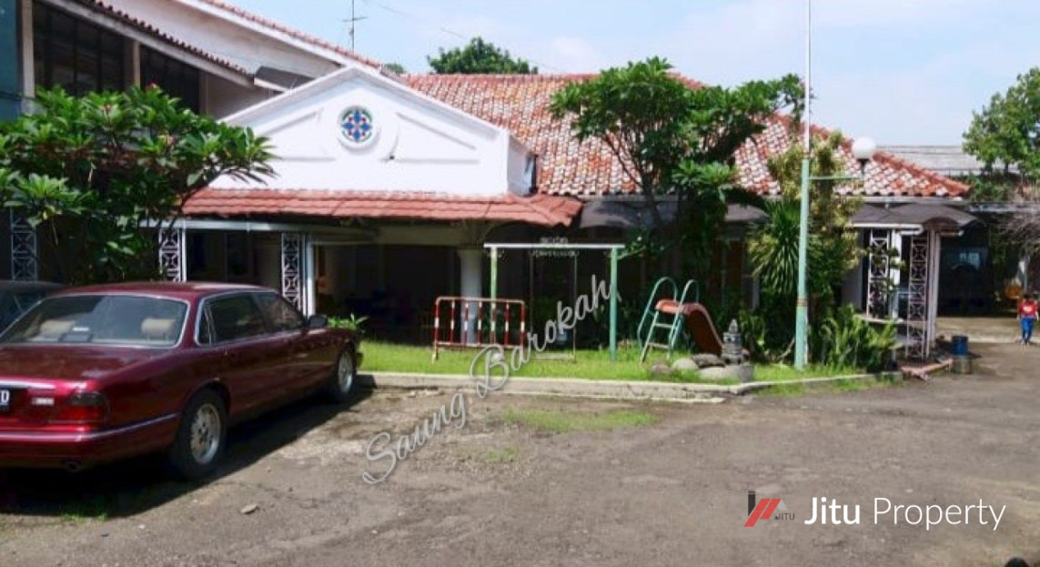 Dijual Rumah plus Kosan Super Strategis TURUN HARGA SAMPAI 2 Milyar