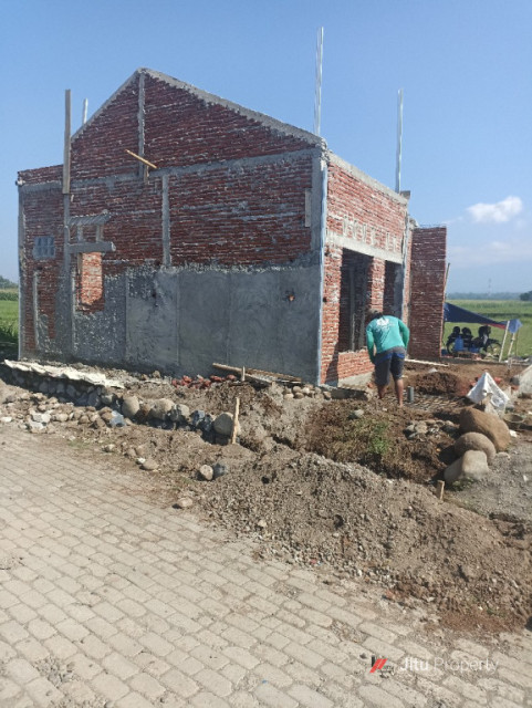 Dijual Rumah Minimalis Di Perumahan Grand Imperium Dawuhan Strategis