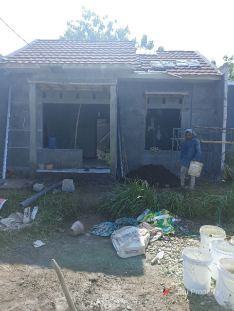 Dijual Rumah Minimalis Di Perumahan Grand Imperium Dawuhan Strategis