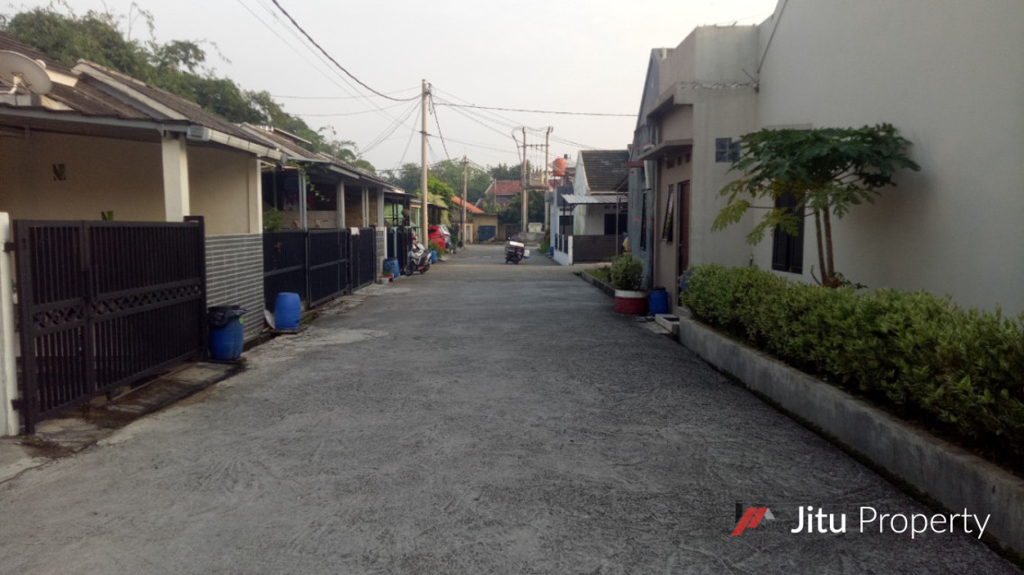 Dijual Rumah Dalam komplek Kalimulya Depok dekat Grand Depok City