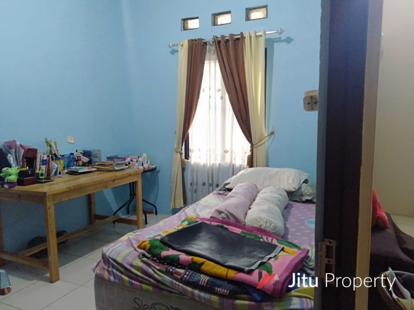 Dijual Rumah Dalam komplek Kalimulya Depok dekat Grand Depok City