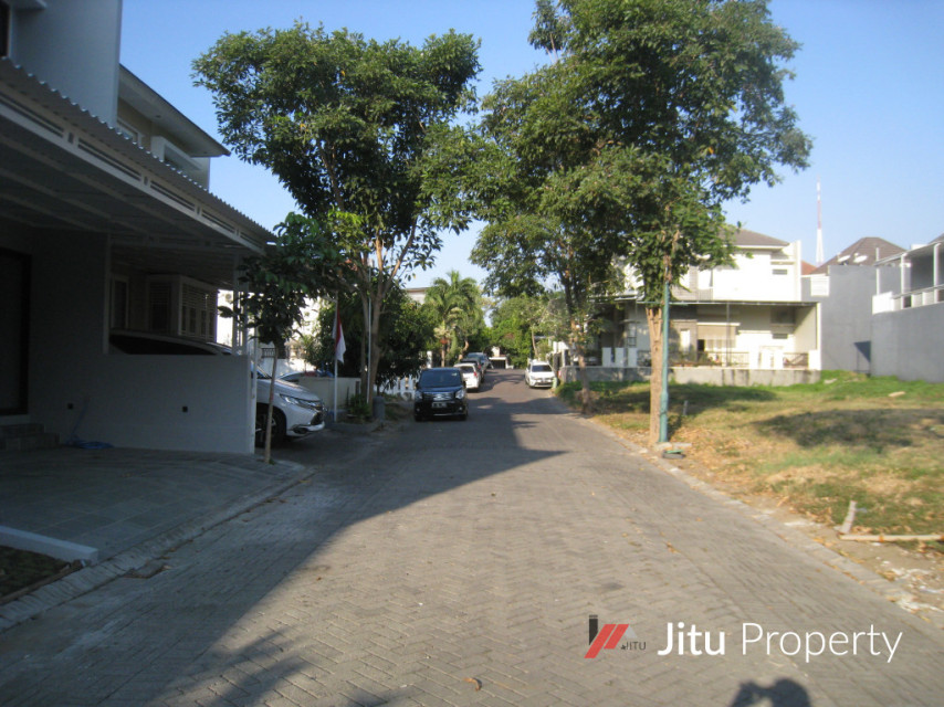 Dijual Rumah Baru Modern Kontemporer di Citraland Surabaya