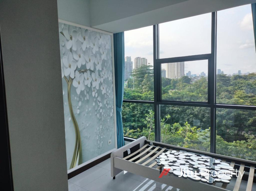 Dijual Unit Apartment Casa Grande Tower Bella Semi Furnished 
