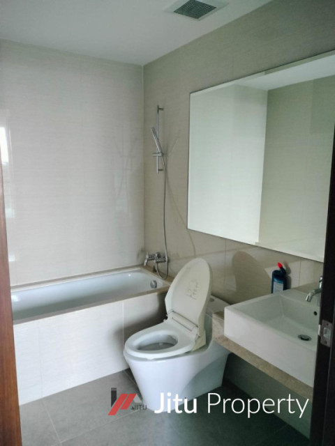 Dijual Unit Apartment Casa Grande Tower Bella Semi Furnished 