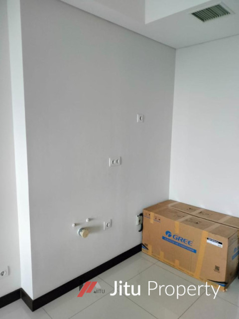 Dijual Unit Apartment Casa Grande Tower Bella Semi Furnished 