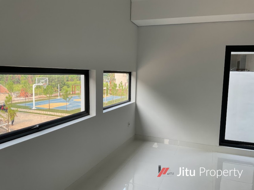 Dijual Rumah Dekat Tol Sekolah Dengan Akses Kendaran Umum, Cimanggis