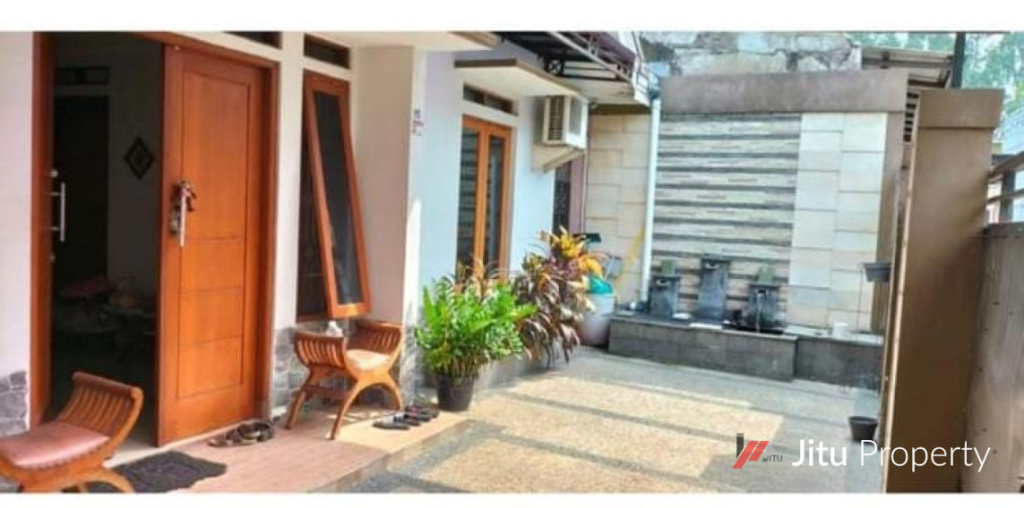 Dijual rumah second kawasan Tebet dekat Pasar PSPT Tebet Timur