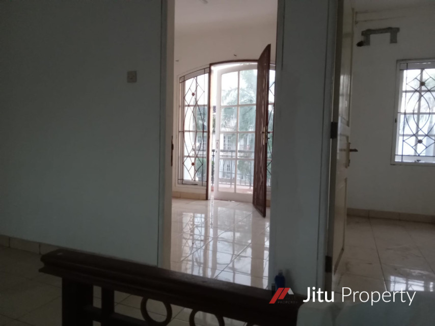 Dijual Cepat Ruko Gandeng di Boulevard Hijau Harapan Indah 1 Bekasi.