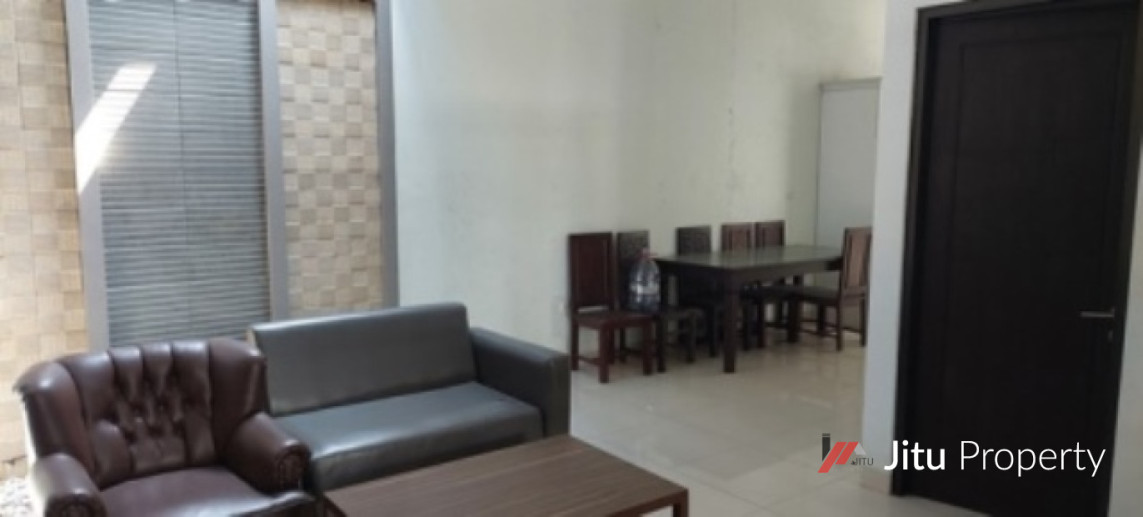 Dijual Rumah Hoek Hommy Bonus Furnish Villa Nusa Indah 3,Bekasi Bogor