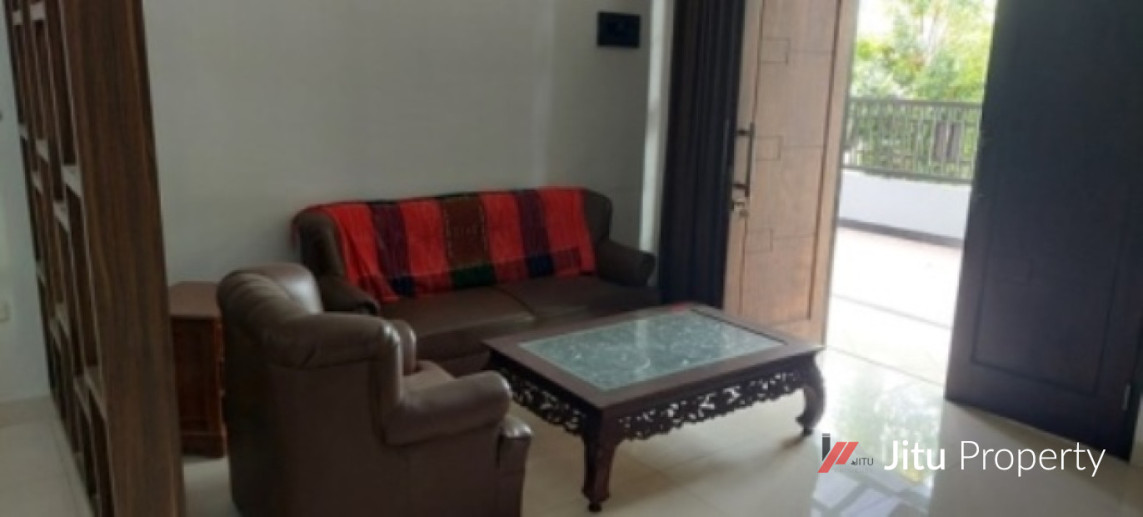 Dijual Rumah Hoek Hommy Bonus Furnish Villa Nusa Indah 3,Bekasi Bogor