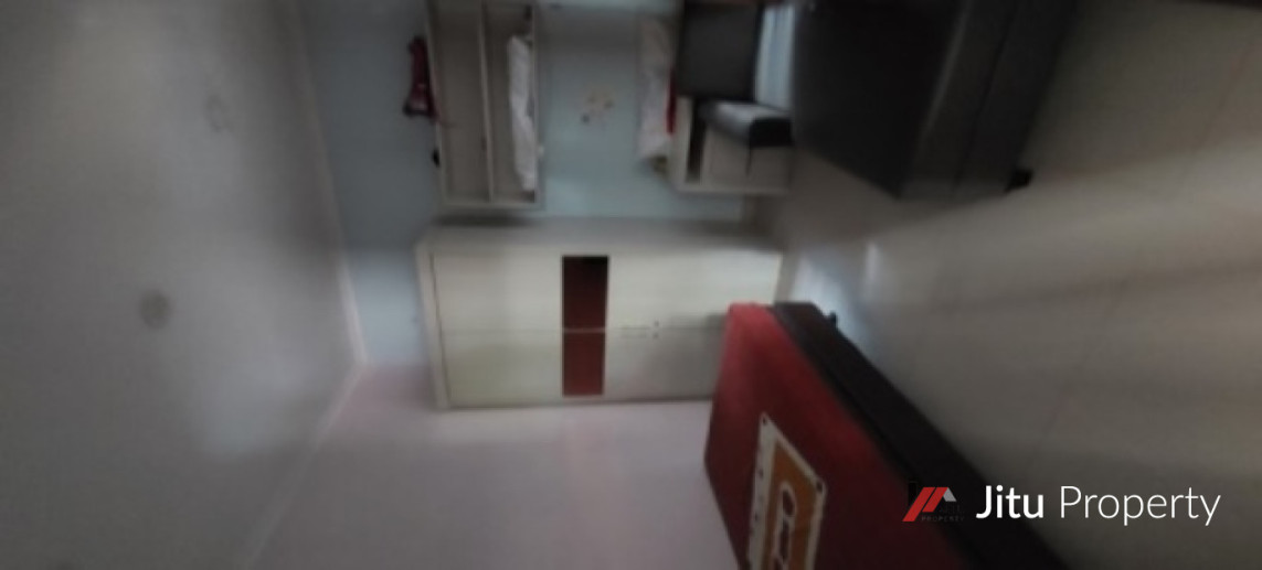 Dijual Rumah Hoek Hommy Bonus Furnish Villa Nusa Indah 3,Bekasi Bogor