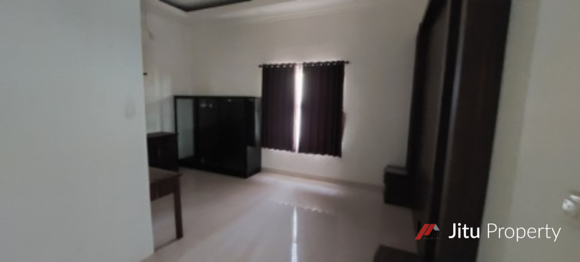 Dijual Rumah Hoek Hommy Bonus Furnish Villa Nusa Indah 3,Bekasi Bogor