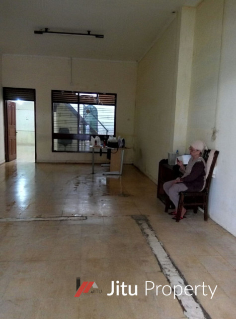 Dijual Cepat Rumah Tua di Cempaka Putih Jakarta Pusat