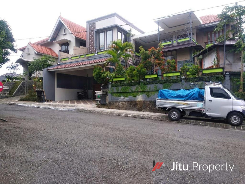 Dijual Rumah Mewah Bukit Palem Raya Ngijo Karangploso Kab. Malang