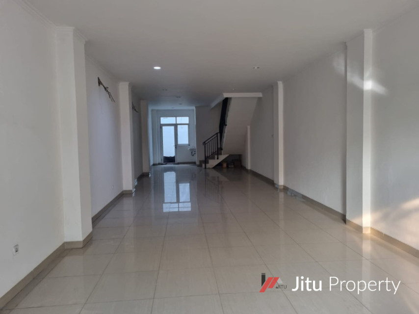 Dijual Ruko Baru 3 Lantai Hadap Barat Di Sumur Bor Jakarta Barat
