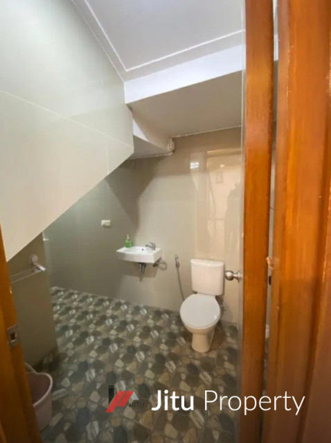 Dijual Rumah Mewah Cluster Bali Garden City Bandung Semi Furnished