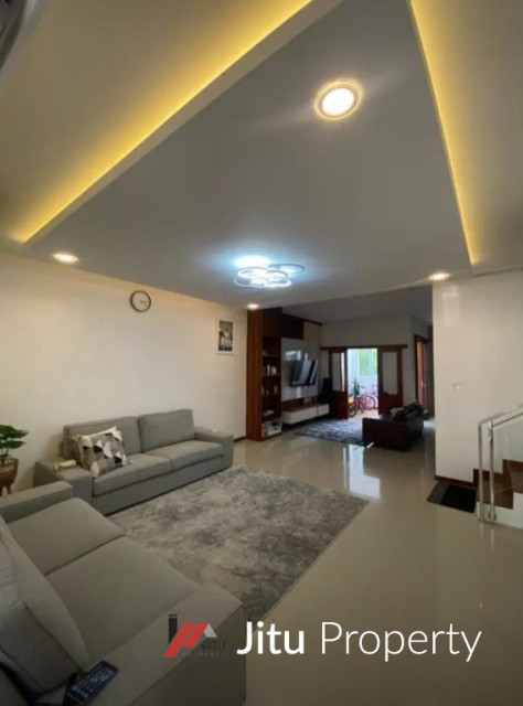 Dijual Rumah Mewah Cluster Bali Garden City Bandung Semi Furnished