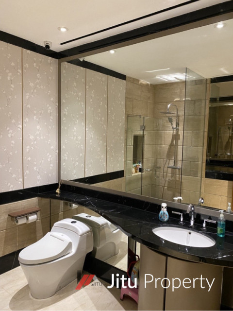 Disewakan Unit Apartment Mewah Renovated Kempinski Depan HI Pusat