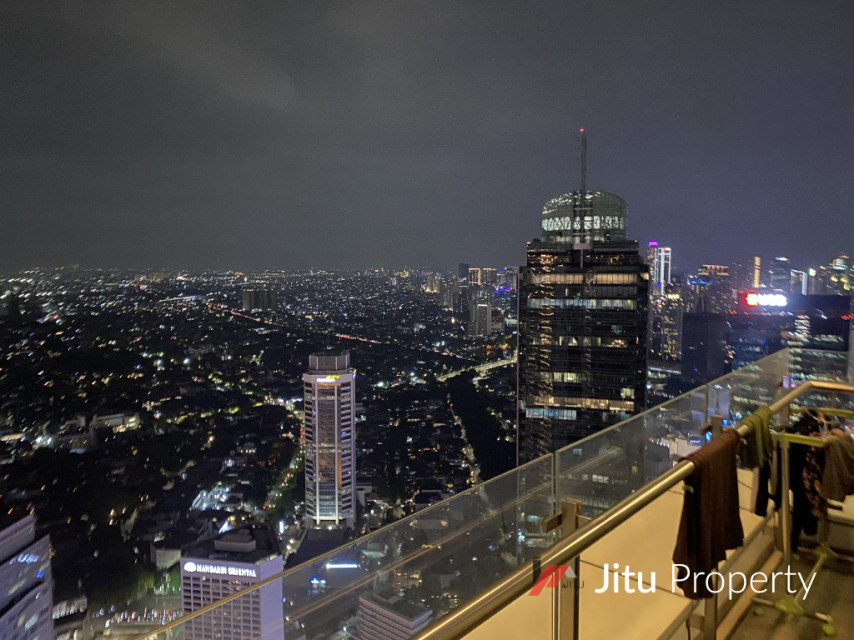 Disewakan Unit Apartment Mewah Renovated Kempinski Depan HI Pusat