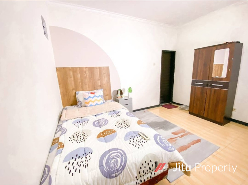 Dijual Rumah Kost Siwalankerto Padang Pasir SHM Okupansi Baik