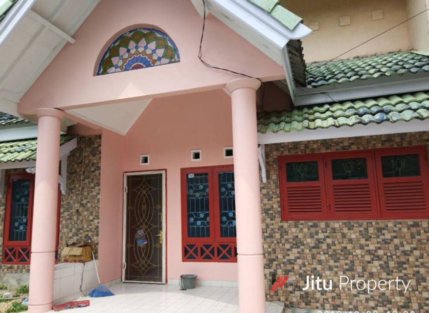 Disewakan Rumah Nyaman dan Luas di Taman Royal 1, Tangerang Kota