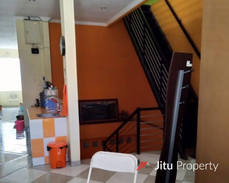 Dijual Rumah Kost Aktif di Dukuh Kupang, Dukuh Pakis, Surabaya