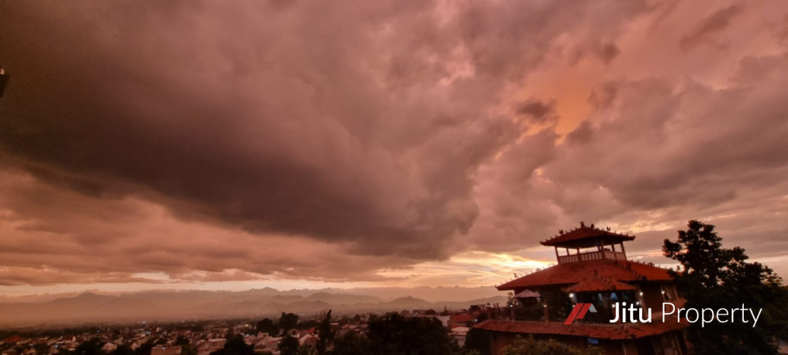 Rumah 3Lt Rooftop View Gunung Dan Kota Bandung di Cihanjuang