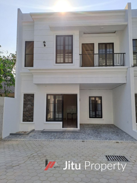 Rumah 2 Lantai Cluster Mewah di kawasan Ramai Dekat Stasiun Depok