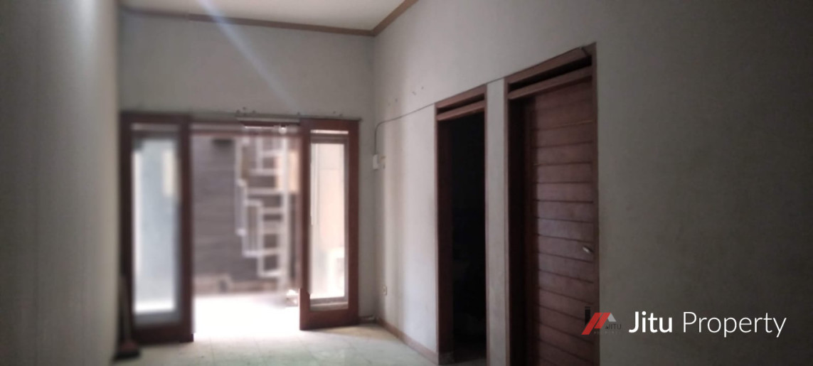 Dijual Rumah Bisa Untuk Usaha dan Tinggal di Arcamanik Bandung