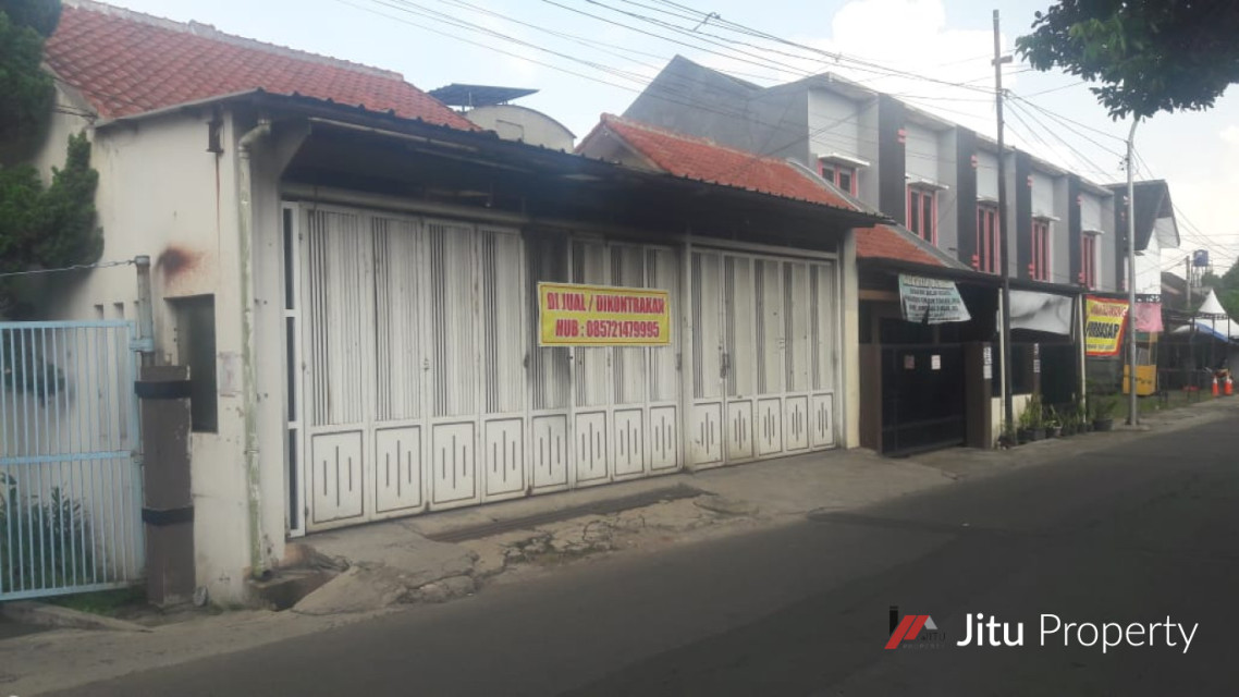 Dijual Rumah Bisa Untuk Usaha dan Tinggal di Arcamanik Bandung