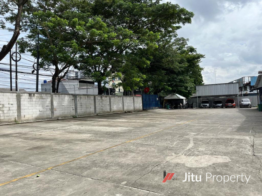 Disewakan Tanah di Ciputat Raya 2.290 m2 Kebayoran Lama Komersil