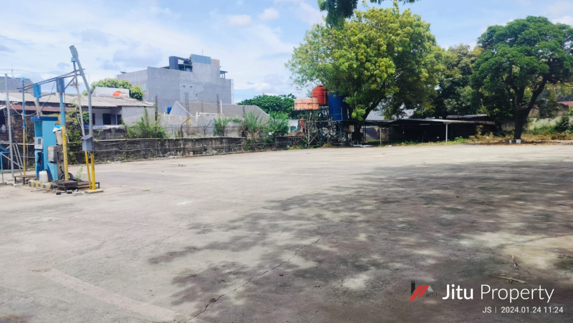 Disewakan Tanah di Ciputat Raya 2.290 m2 Kebayoran Lama Komersil