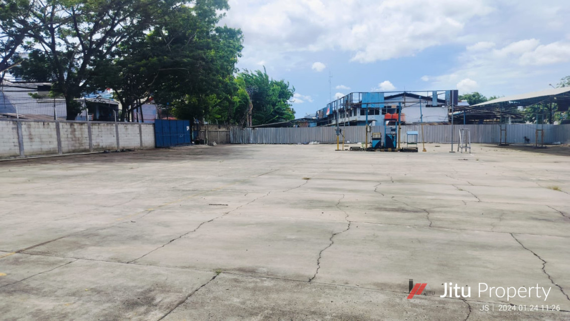 Disewakan Tanah di Ciputat Raya 2.290 m2 Kebayoran Lama Komersil