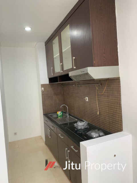 Dijual Cepat Rumah 2Lt Dalam Komplek Perumahan Raffles Hills Depok