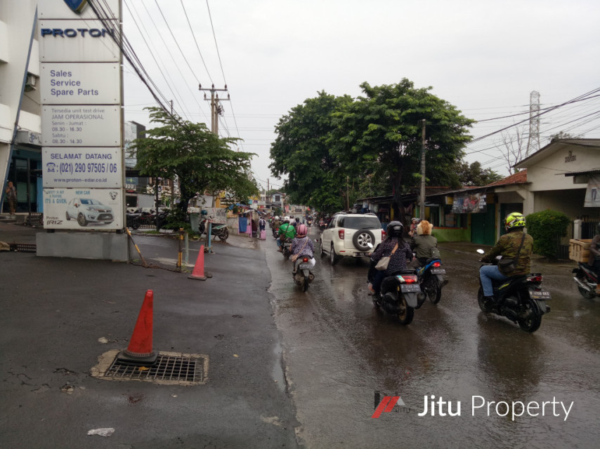 Murah Dijual Gedung Showroom Mobil dan Bengkel di Pancoran Mas Depok