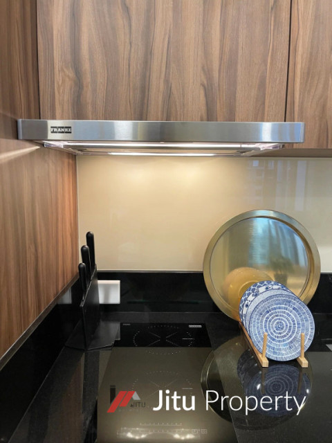 Disewakan Unit 57 Promenade Apartement Jakarta Pusat No. C8E