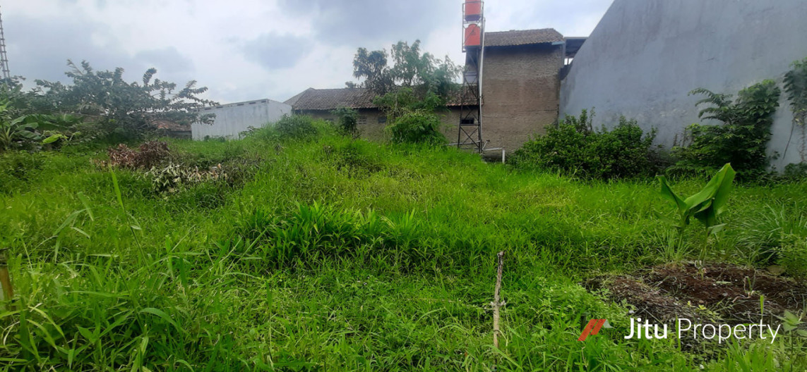 Dijual Rumah Hitung Tanah Di Jalan Margacinta Kota Bandung