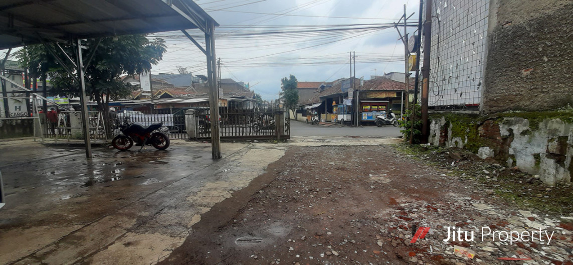 Dijual Rumah Hitung Tanah Di Jalan Margacinta Kota Bandung