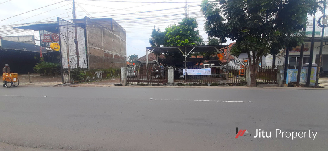 Dijual Rumah Hitung Tanah Di Jalan Margacinta Kota Bandung