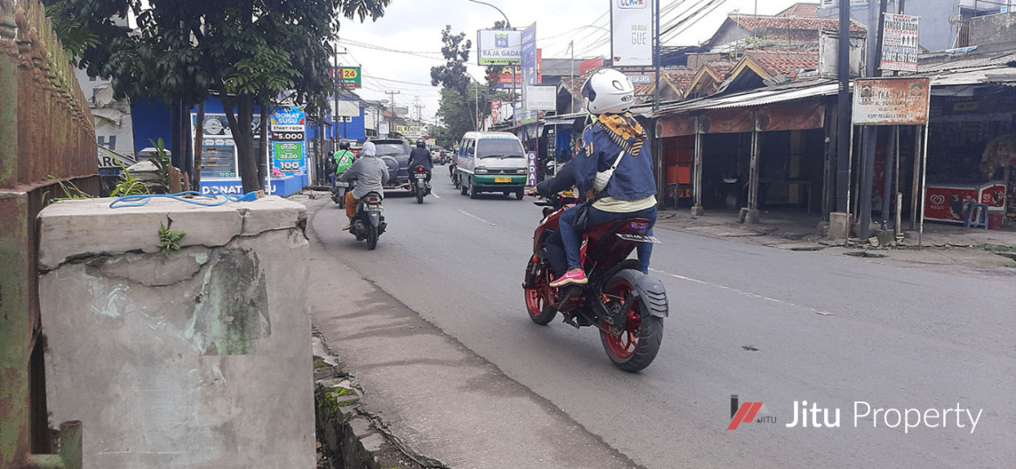 Dijual Rumah Hitung Tanah Di Jalan Margacinta Kota Bandung