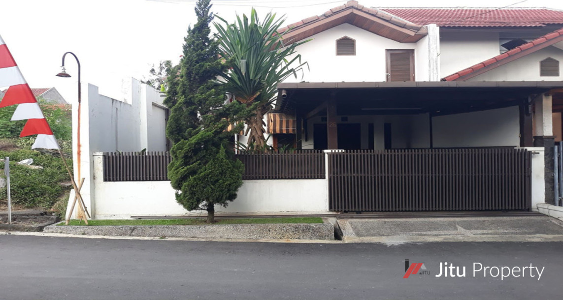 Dijual Rumah Gaya American Classic Siap Huni Di Arcamanik Bandung