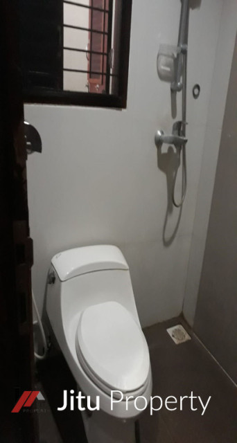 Dijual Rumah Gaya American Classic Siap Huni Di Arcamanik Bandung