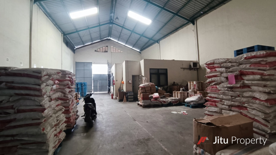 Gudang Siap Pakai Pergudangan Central Gedangan Depo Bangunan