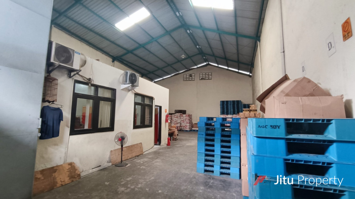 Gudang Siap Pakai Pergudangan Central Gedangan Depo Bangunan