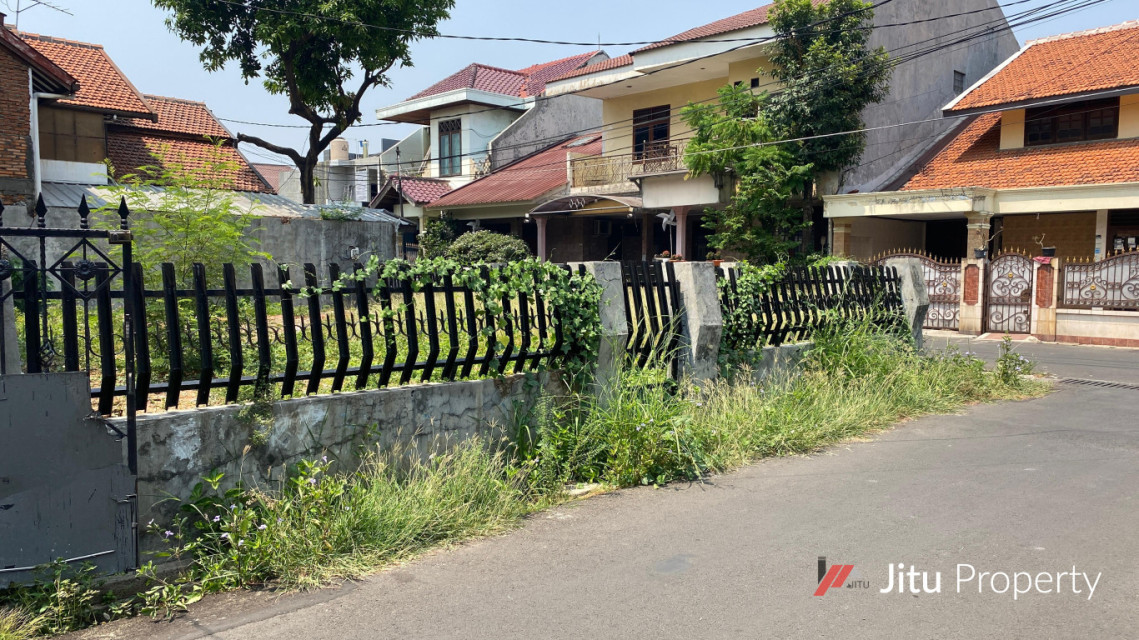 Tanah Hoek Siap Bangun Dalam Komplek di Pondok Bambu Jakarta Timur