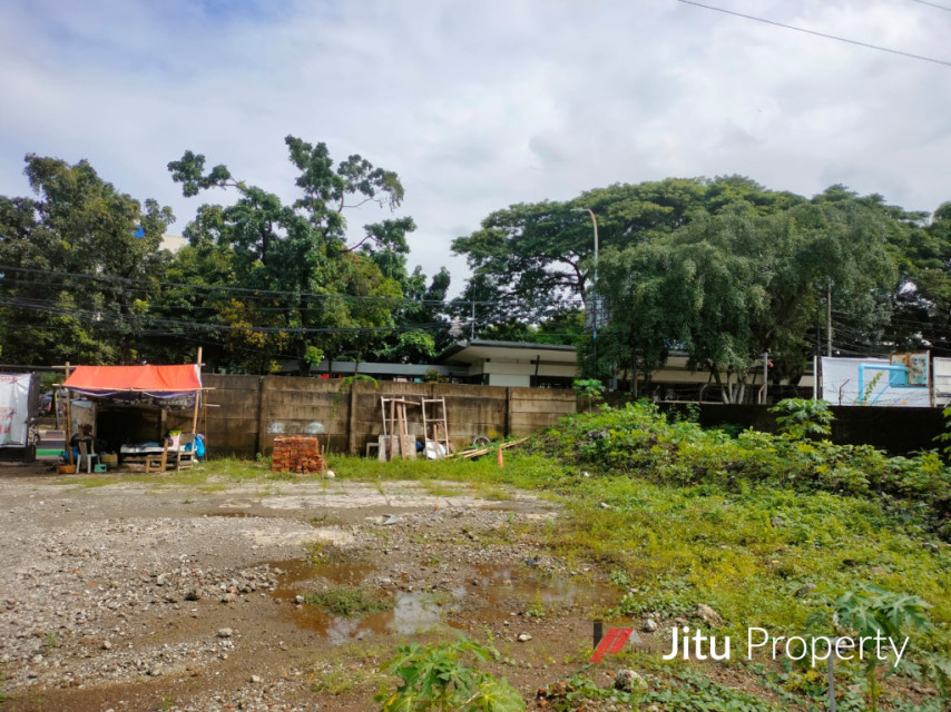 Termurah Dijual Tanah di Senen Jakarta Pusat 4.500 m2 Premium Hoek