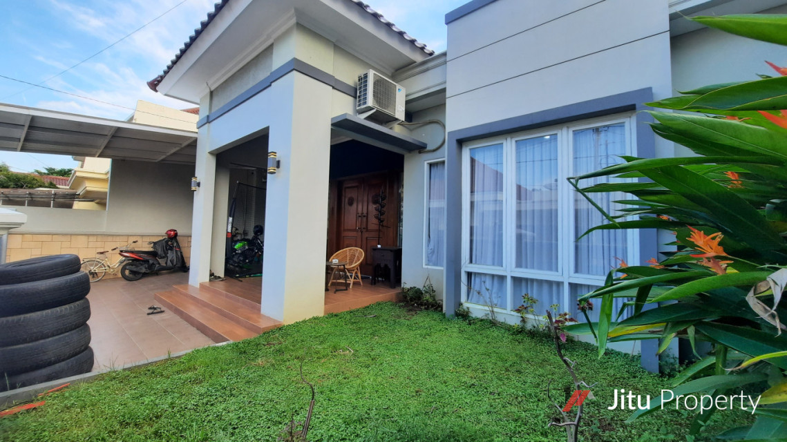 Dijual Rumah Tipe Besar 2 Lantai Di Tengah Kota Pekalongan